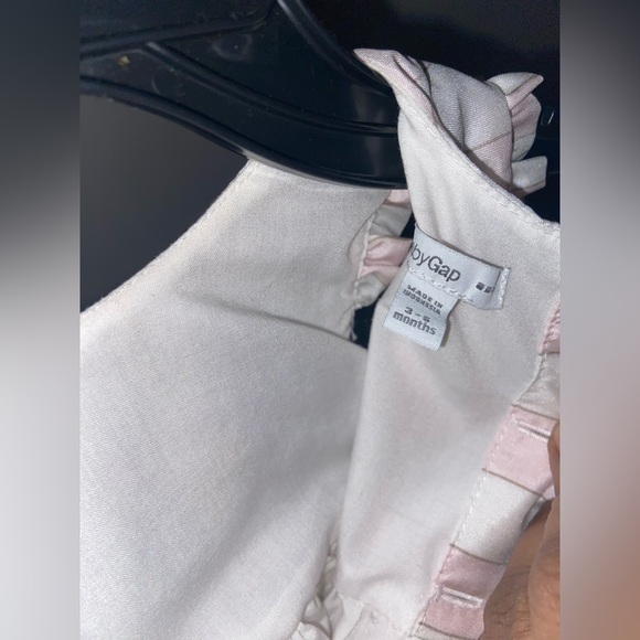 Baby Gap Infant -Small Bow detail , Easter -Special occasion - Sundress - Picture 11 of 12